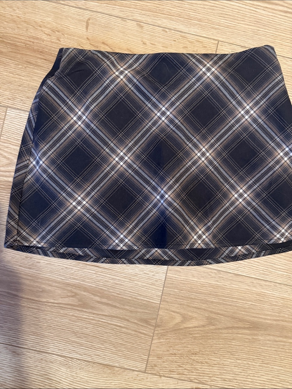 Hollister Plaid Mini Skort - Black, Tan, Cream